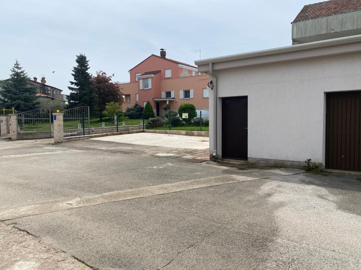 Casa Cino Apartment Umag Luaran gambar