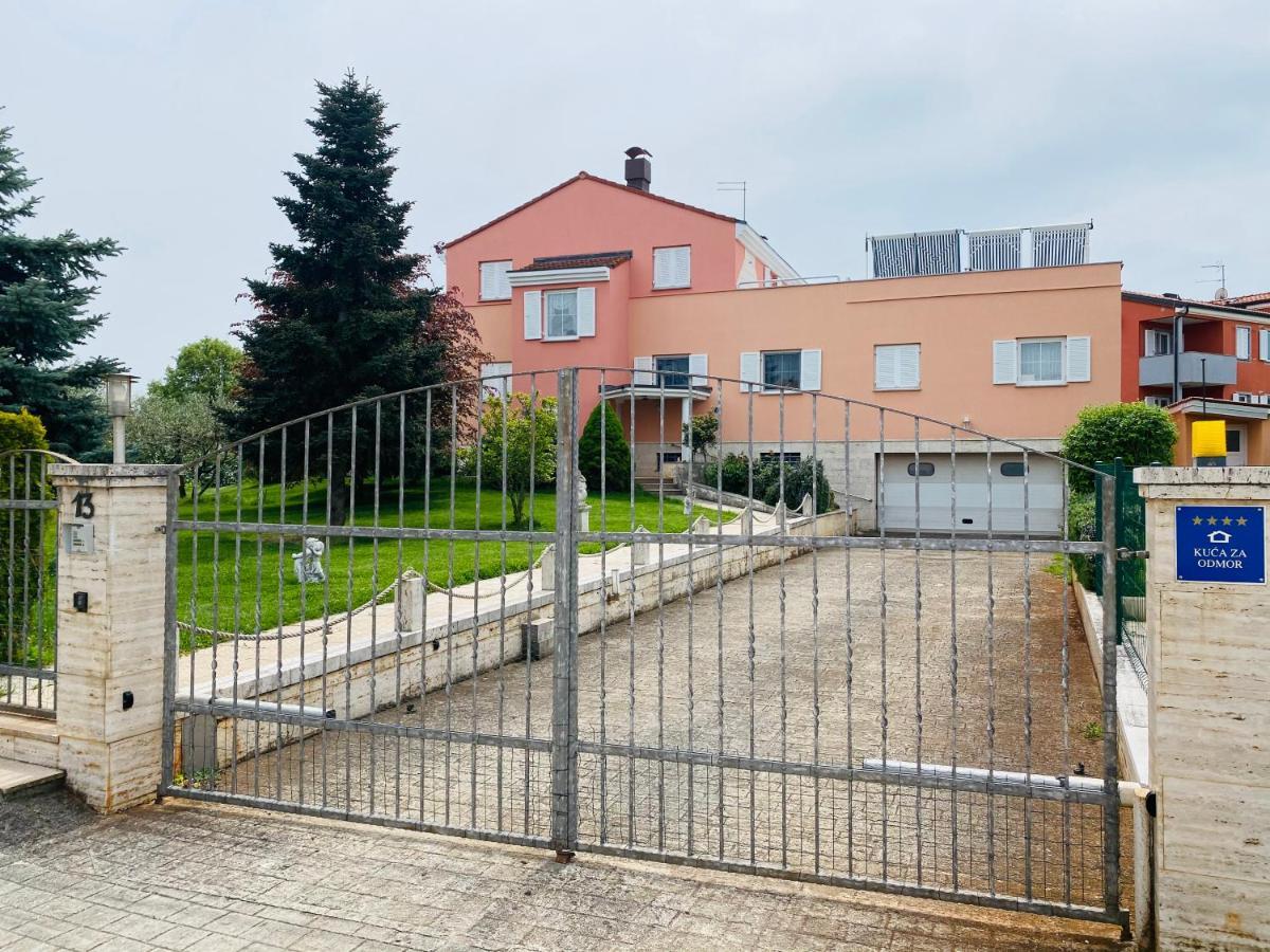 Casa Cino Apartment Umag Luaran gambar