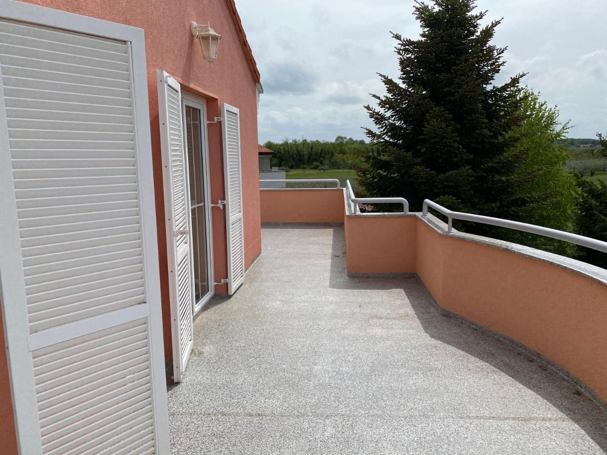 Casa Cino Apartment Umag Luaran gambar